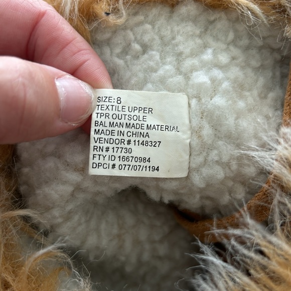 Boots with Fur - Picture 6 of 7